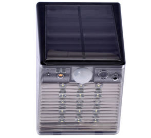 Tipo ocultado IP65 solar de la luz del IP del CCTV de la prenda impermeable de Ourdoor de la cámara de seguridad de Wifi de la batería