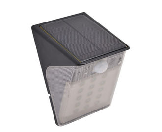Tipo ocultado IP65 solar de la luz del IP del CCTV de la prenda impermeable de Ourdoor de la cámara de seguridad de Wifi de la batería