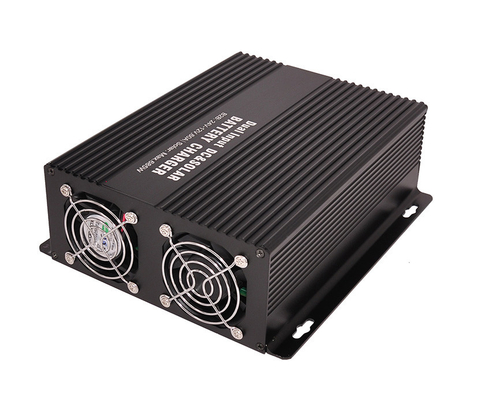 cargador de batería solar de Dual Input 24V DC del regulador de la carga de 50A MPPT